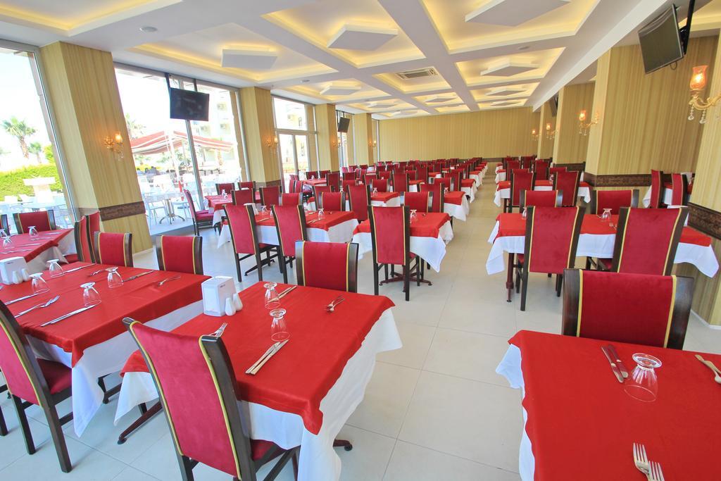 Royal Palace Kusadasi Hotel 外观 照片