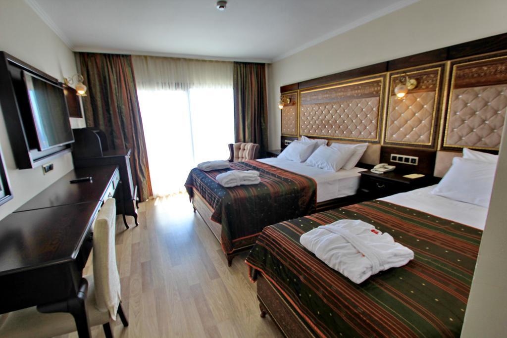 Royal Palace Kusadasi Hotel 客房 照片