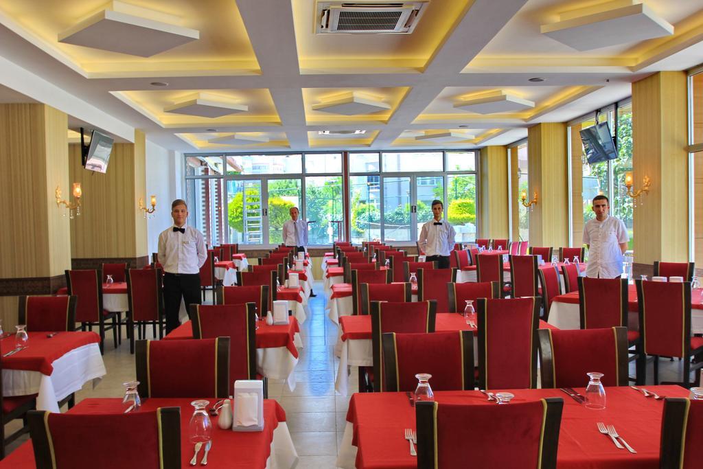 Royal Palace Kusadasi Hotel 外观 照片