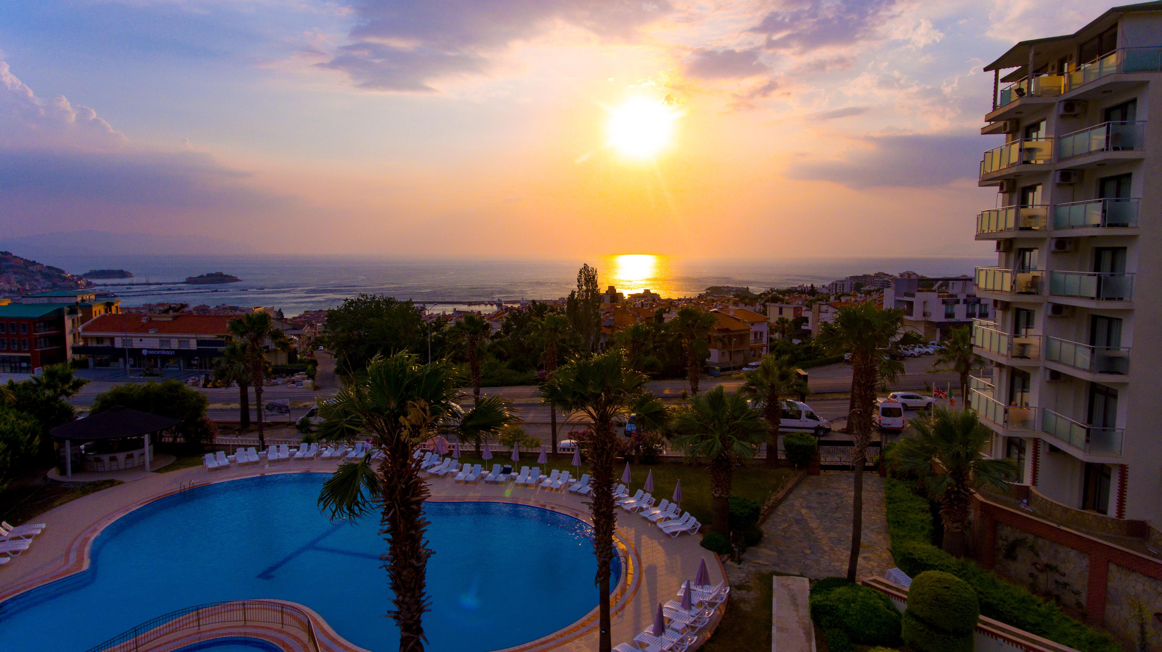 Royal Palace Kusadasi Hotel 外观 照片