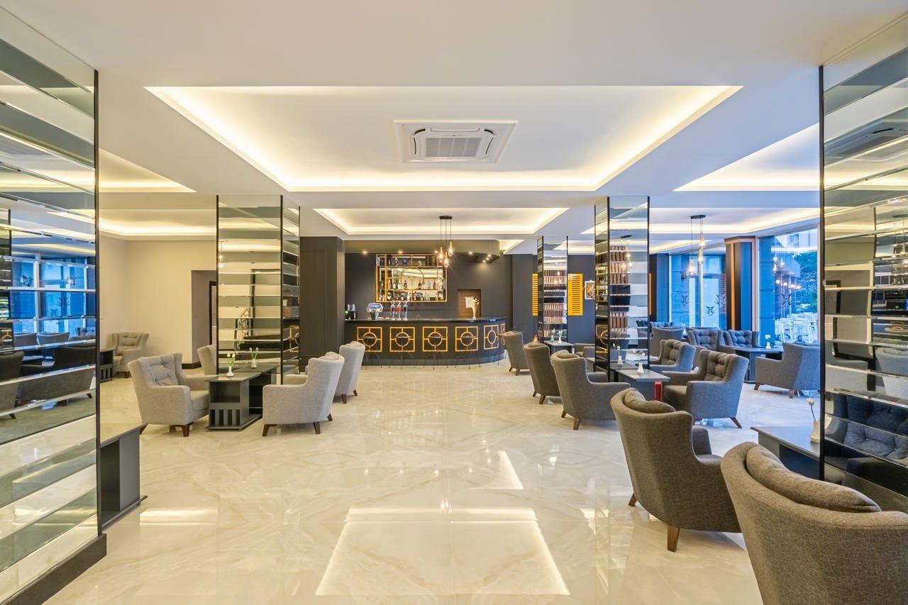 Royal Palace Kusadasi Hotel 外观 照片