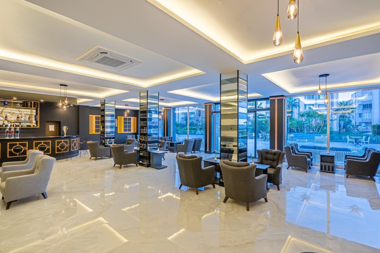 Royal Palace Kusadasi Hotel 外观 照片