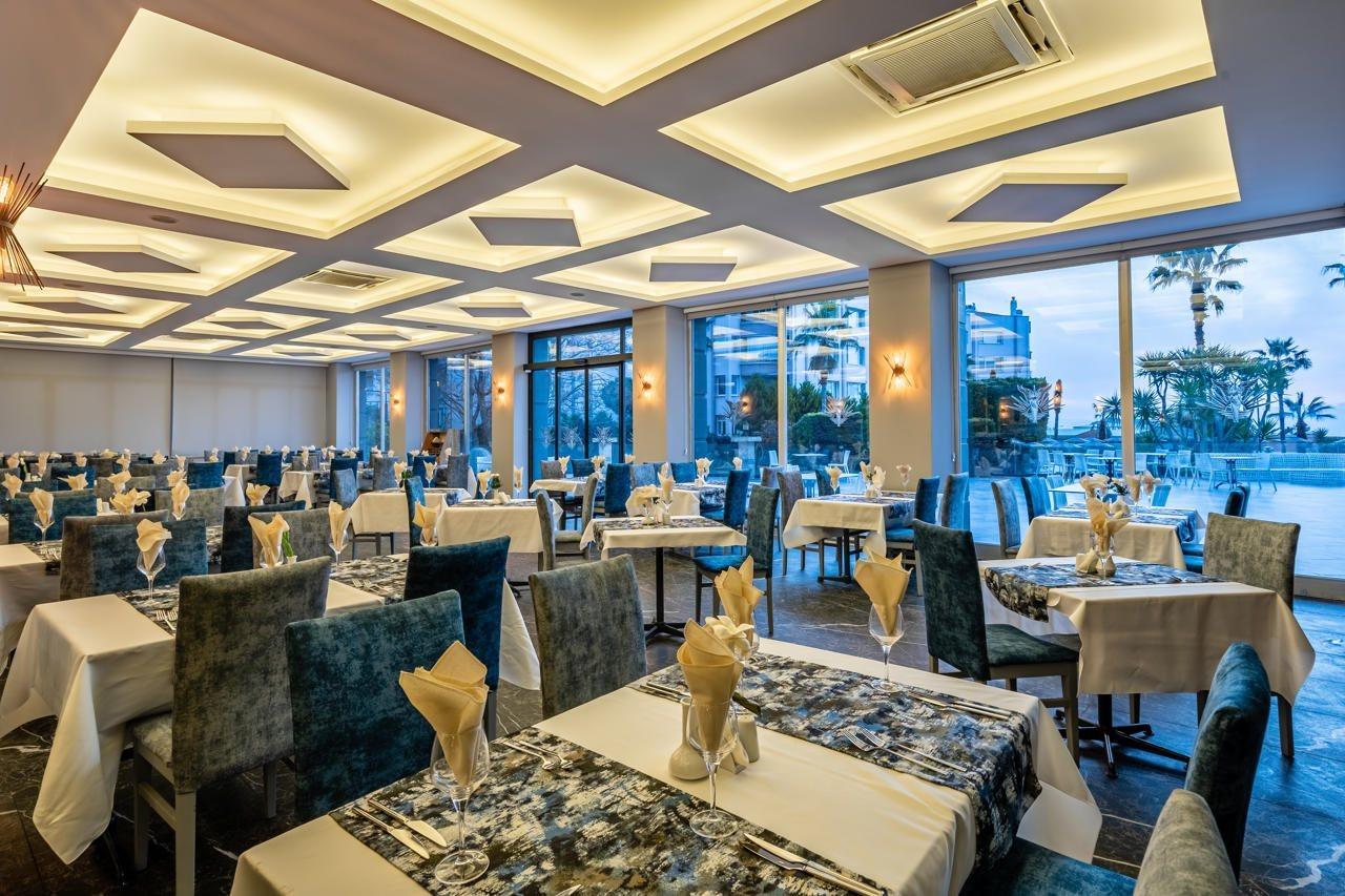 Royal Palace Kusadasi Hotel 外观 照片