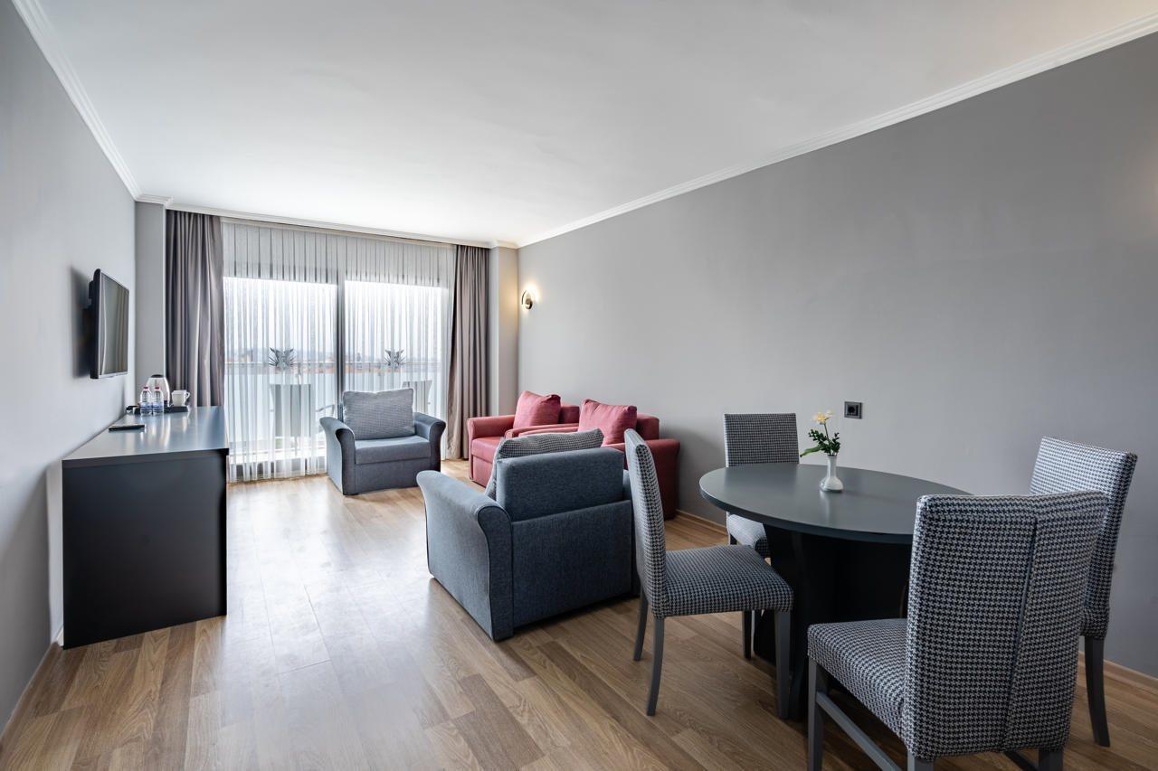 Royal Palace Kusadasi Hotel 外观 照片
