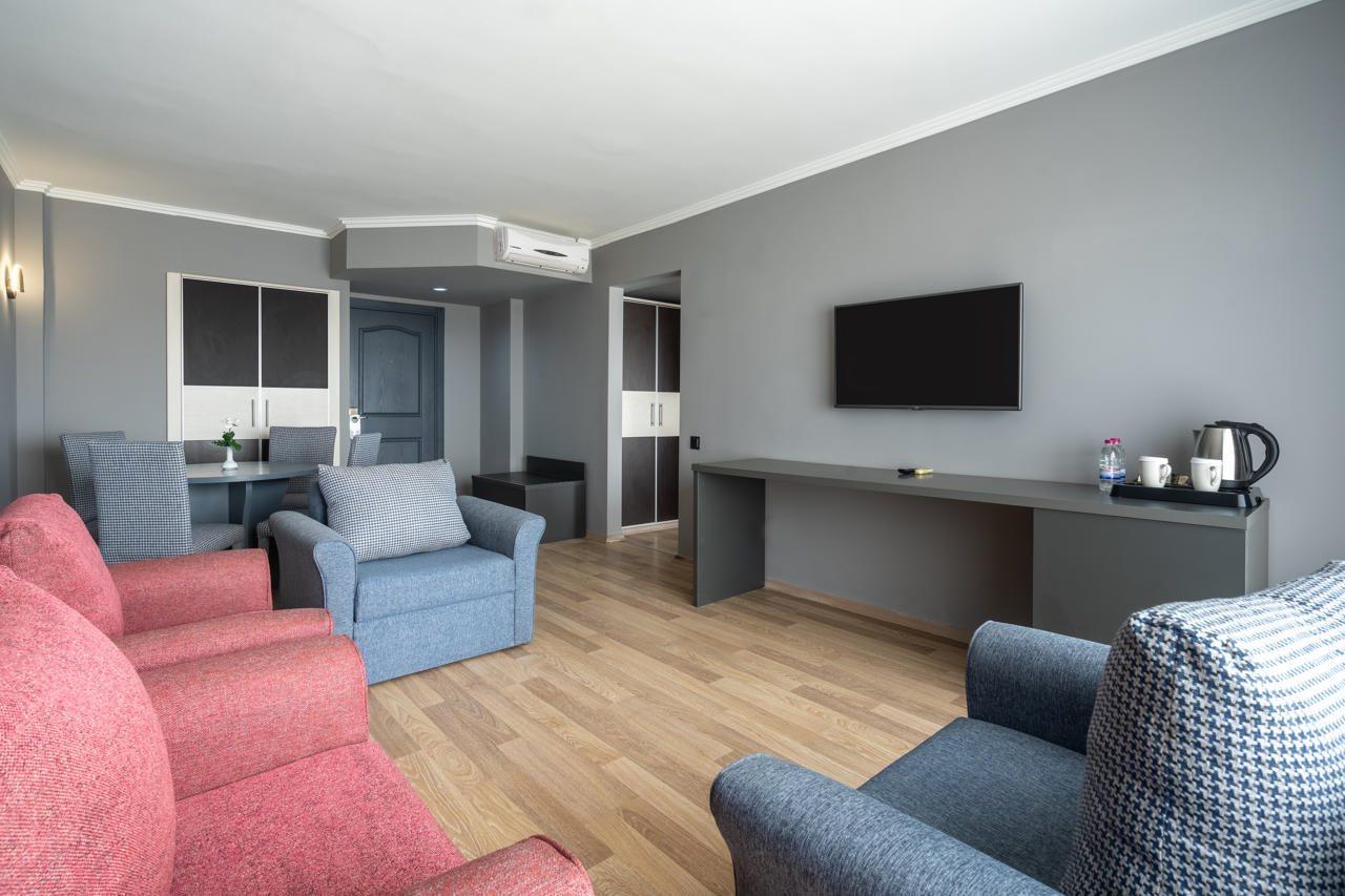 Royal Palace Kusadasi Hotel 外观 照片